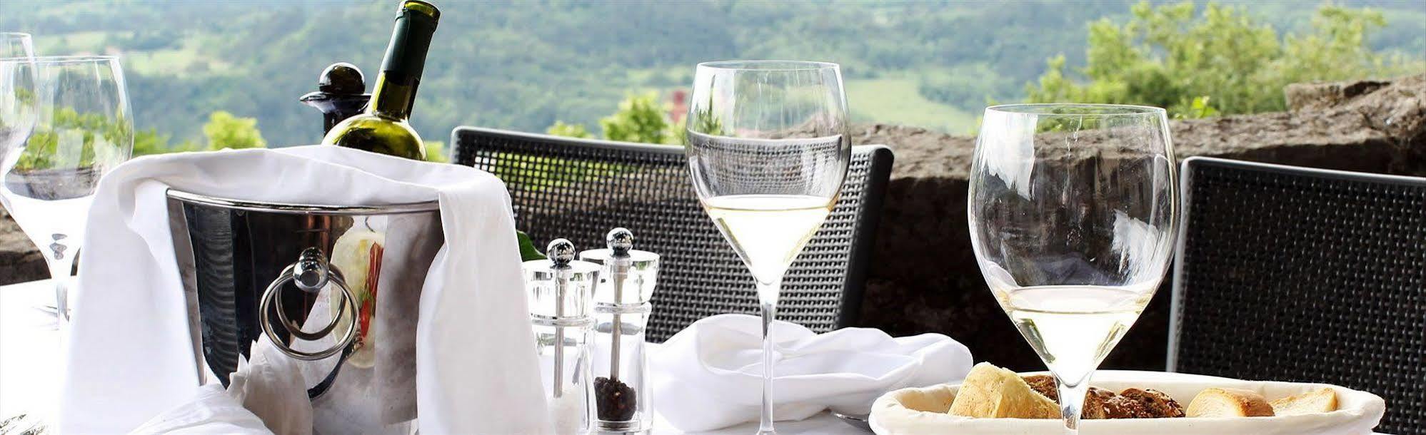 Boutique Hotel Vela Vrata Buzet Buitenkant foto